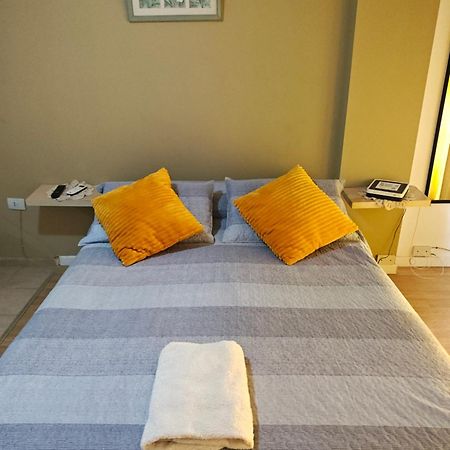 Acogedor Monoambiente Con Parking Apartment Neuquen Ngoại thất bức ảnh