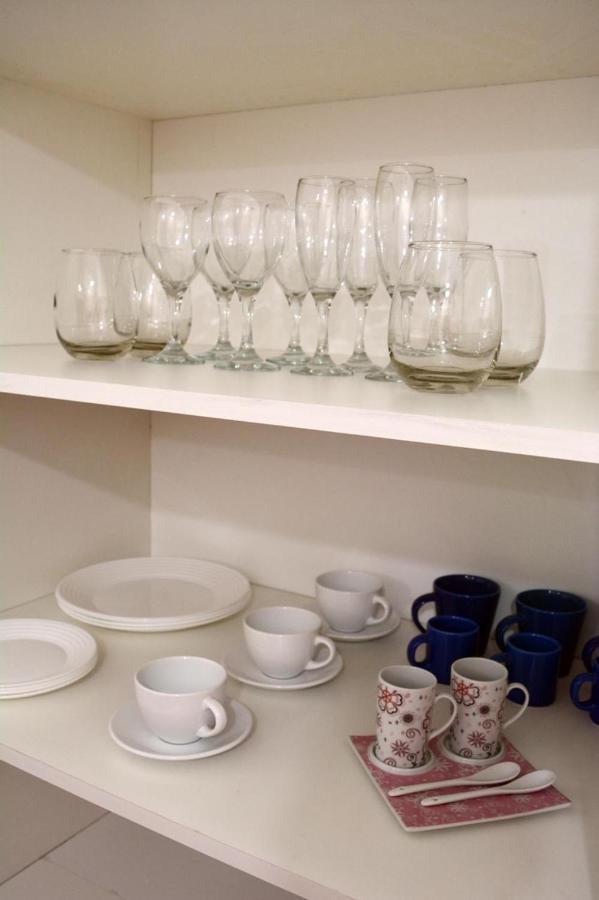 Acogedor Monoambiente Con Parking Apartment Neuquen Ngoại thất bức ảnh