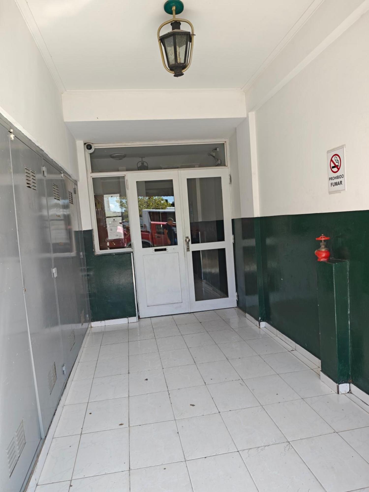 Acogedor Monoambiente Con Parking Apartment Neuquen Ngoại thất bức ảnh